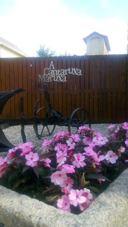 A Cantaruxa Maruxa Turismo Rural Mondariz Eksteriør billede